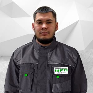 Работники по установке памятника в Уфе