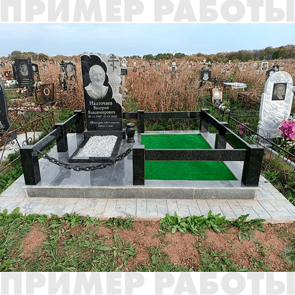 памятник из гранита церковь