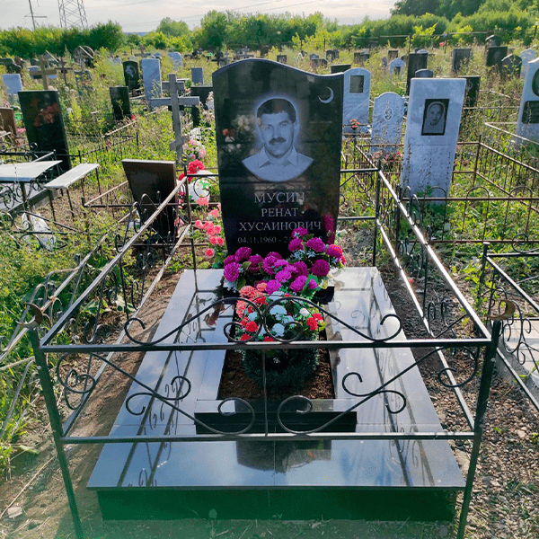 Верхняя пилка памятник