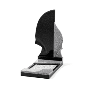 Площадка с памятником 9